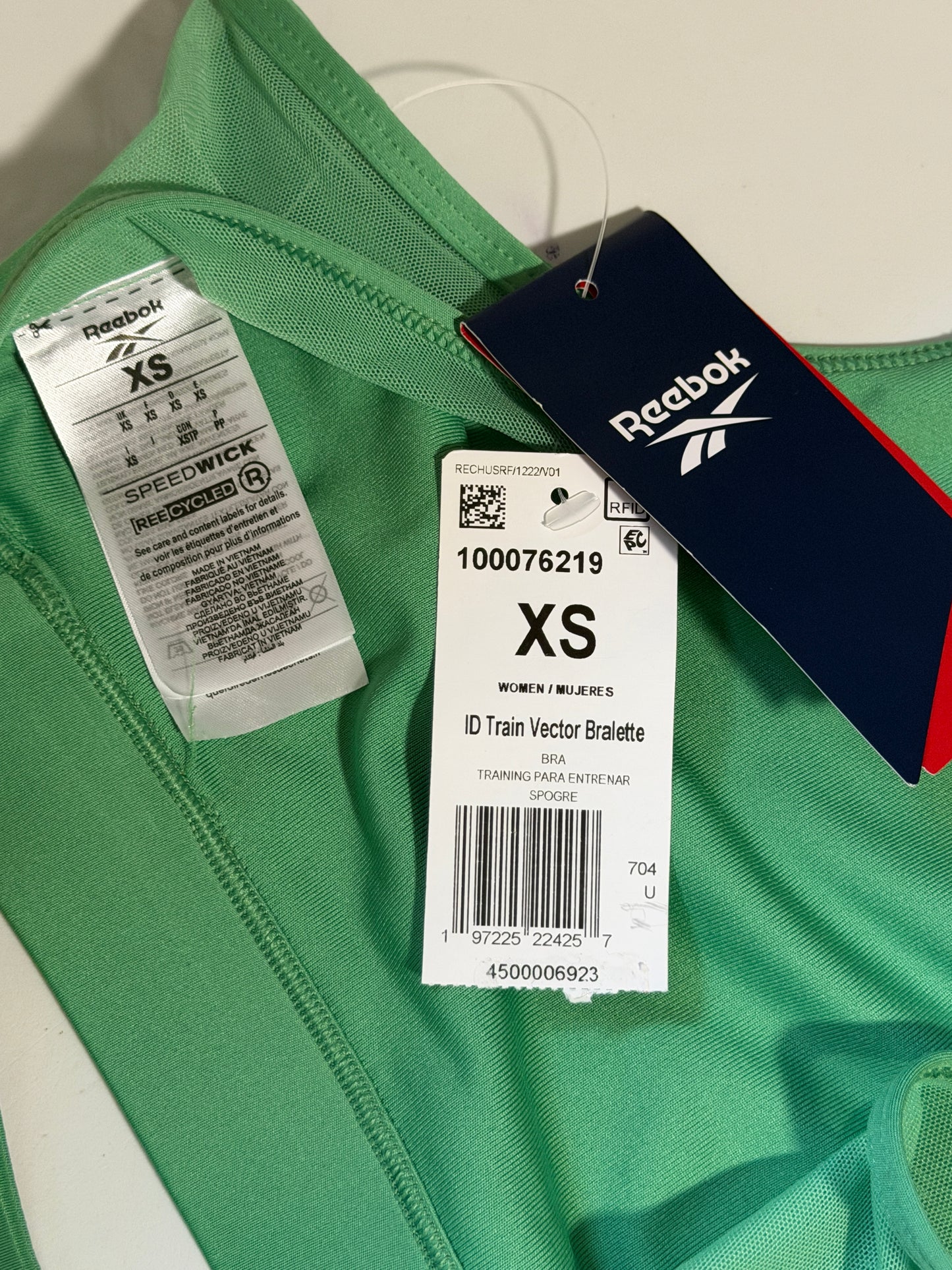 Reebok Identity Size M Train Vector Bralette / Sports Bra in Green NWT