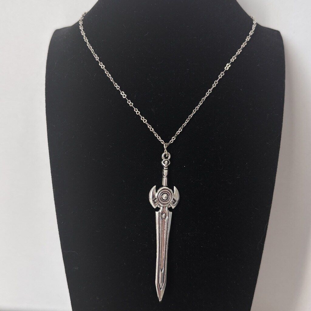 Royal Knight's Shortsword Large Alloy Pendant Charm for Jewelry NWT