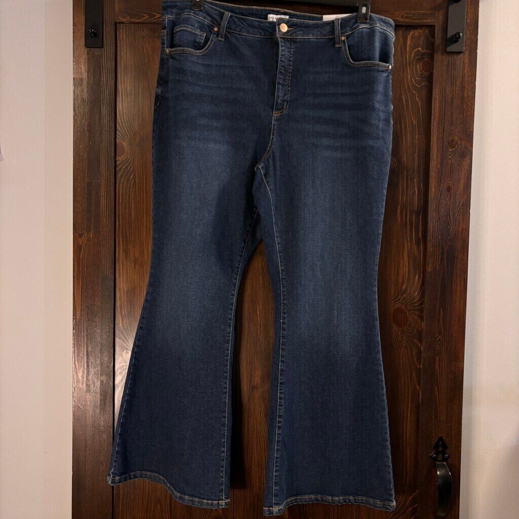 And Now This Plus Size High-Rise Flare-Leg Jeans NWT