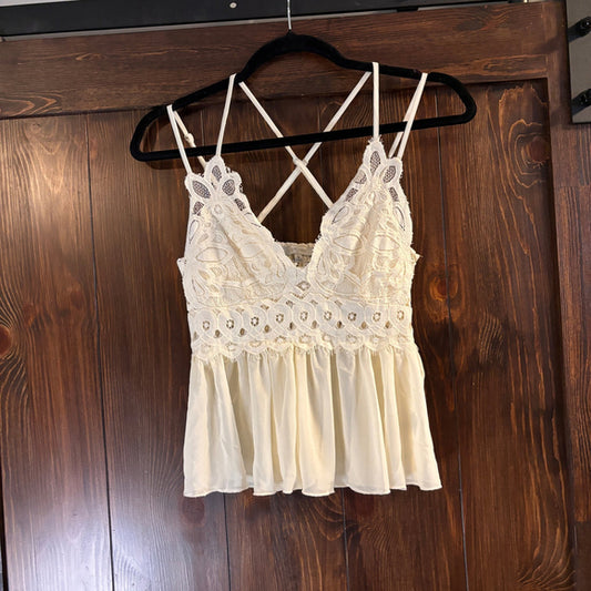 Love Tree Women's Medium Ivory Strappy Lace and Chiffon Crop Top NWOT