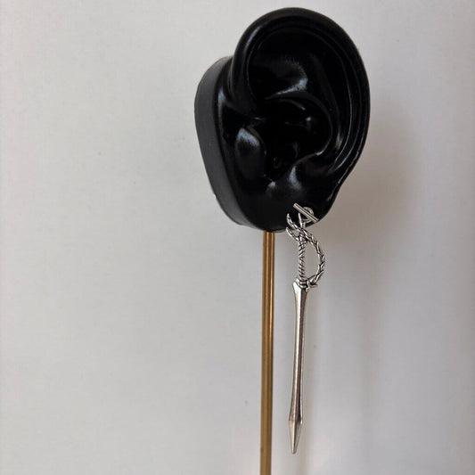 Dragonfang Rapier Alloy Pendant Charm for Jewelry, Cosplay & Crafts NWT