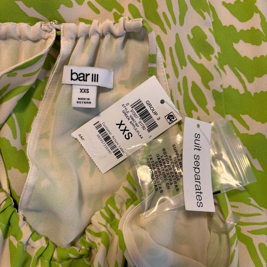 Bar III Women's XXS Green and Cream Printed Sleeveless Halter Top NWT