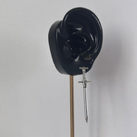 Knight’s Valor Longsword Alloy Pendant Charm Jewelry, Crafts & Cosplay NWT