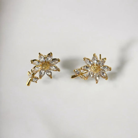 Women's Crystal and Gold Delicate & Shiny Flower Earrings NWT