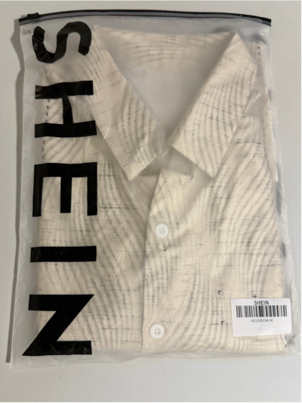 Shein Men's Medium Beige & White Patterned Button Down Short Sleeve Shirt NWT
