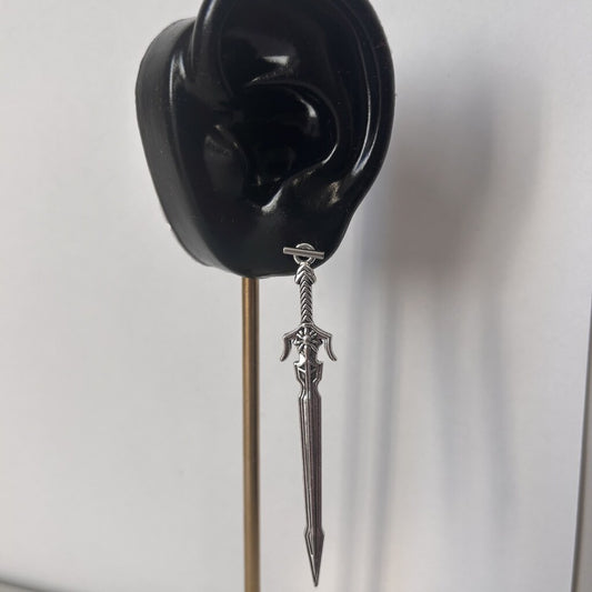 Celestial Knight’s Claymore Alloy Pendant Charm Jewelry, Crafts & Cosplay NWT