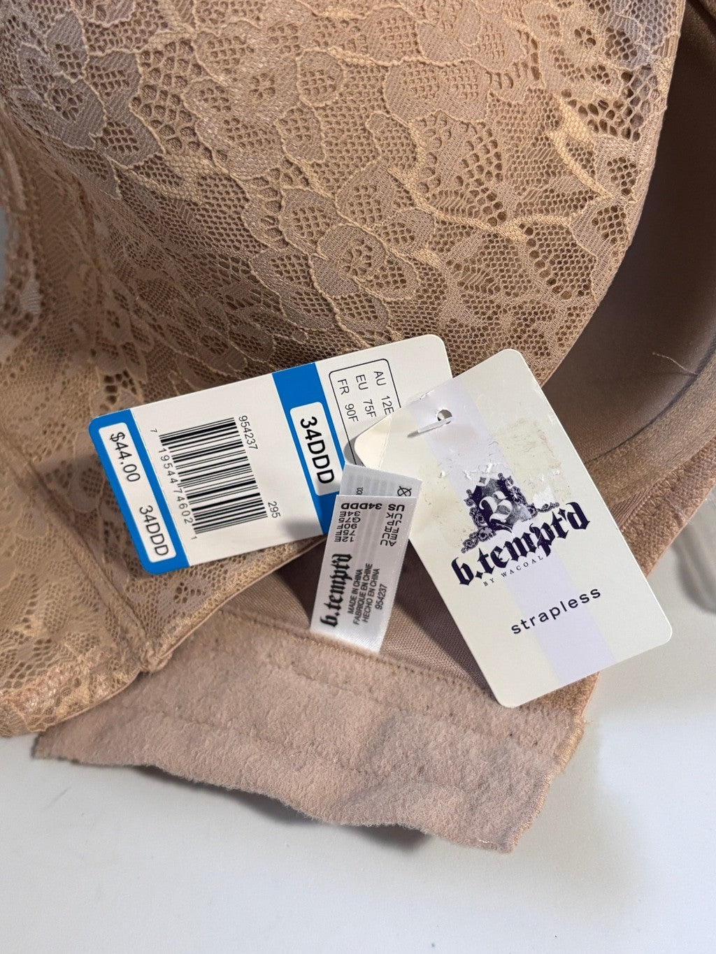 b.tempt'd by Wacoal 34DDD (34E) Beige Strapless Adjustable Lace Bra NWT
