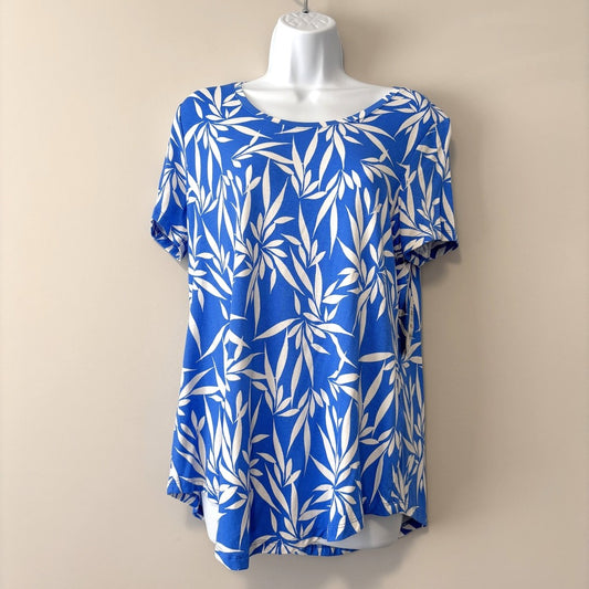 JM Collection Women's Size Small Blue & White Leaves Print Scoop-Neck Top NWT