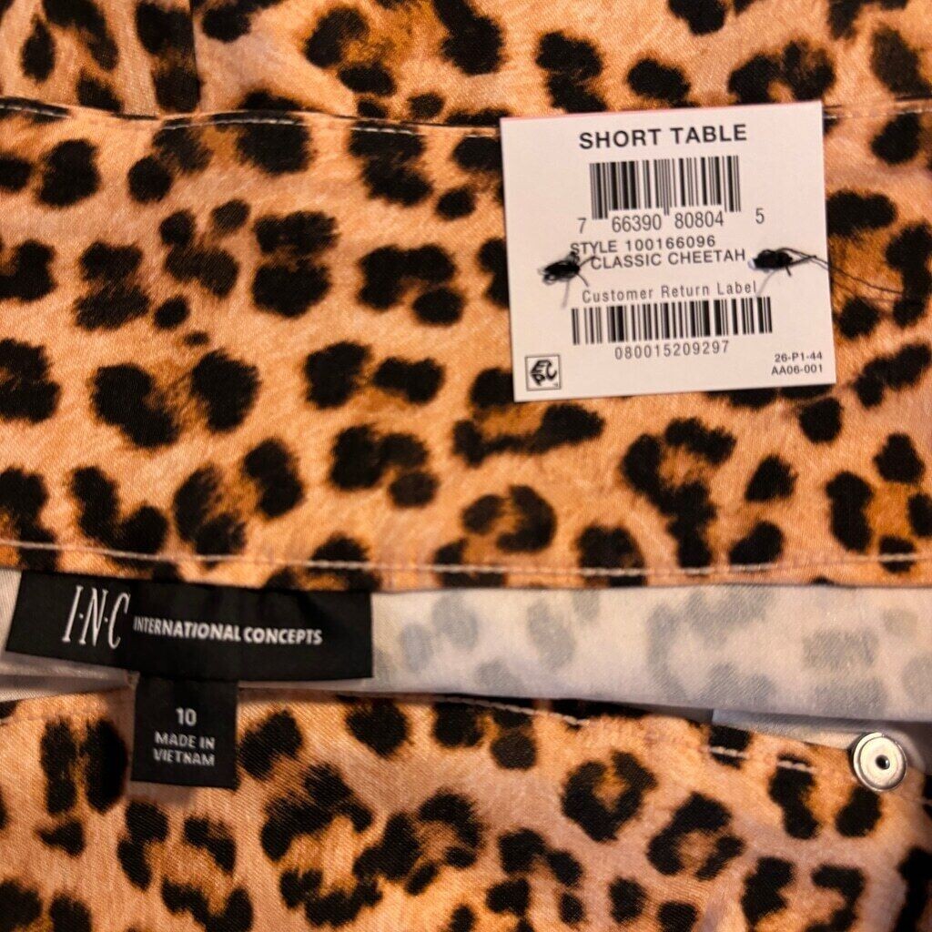 I.N.C. International Concepts Women's Leopard Mid-Rise Pull-On Shorts NWT