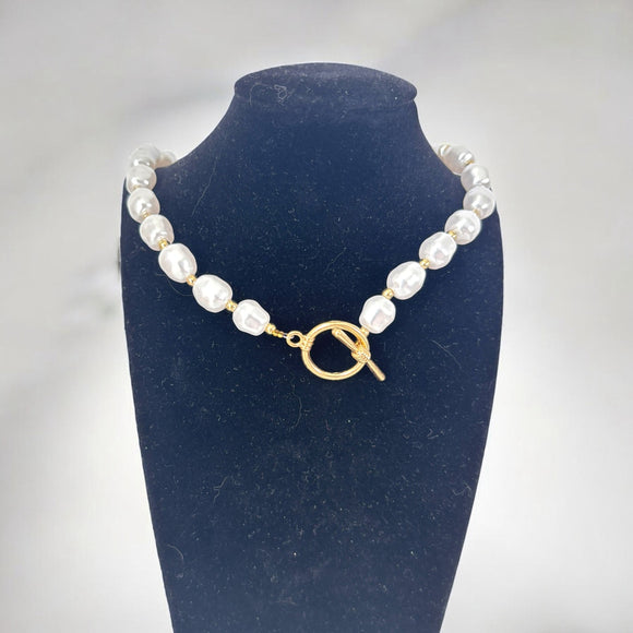 Grand Faux Pearl Choker Necklace Women’s Jewelry Accessory NWT