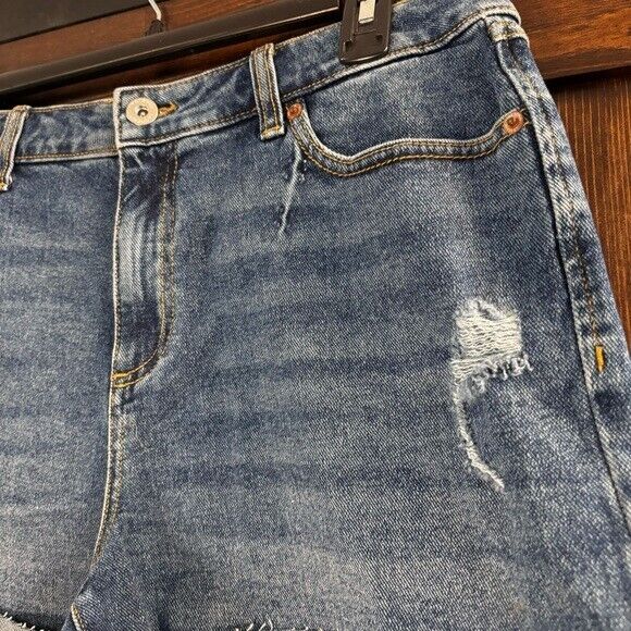 I.N.C. International Concepts Women's High-Rise Cuffed Denim Shorts NWT