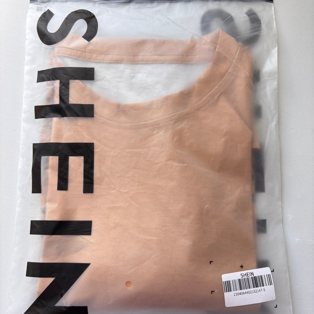 SHEIN Men's Size Small Beige and Black Mountain Graphic Short Sleeve Tee NIB