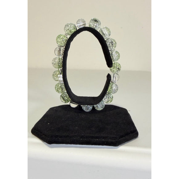 Green Crackle Glass Beaded Stretch Bracelet with Flower Charm NWT