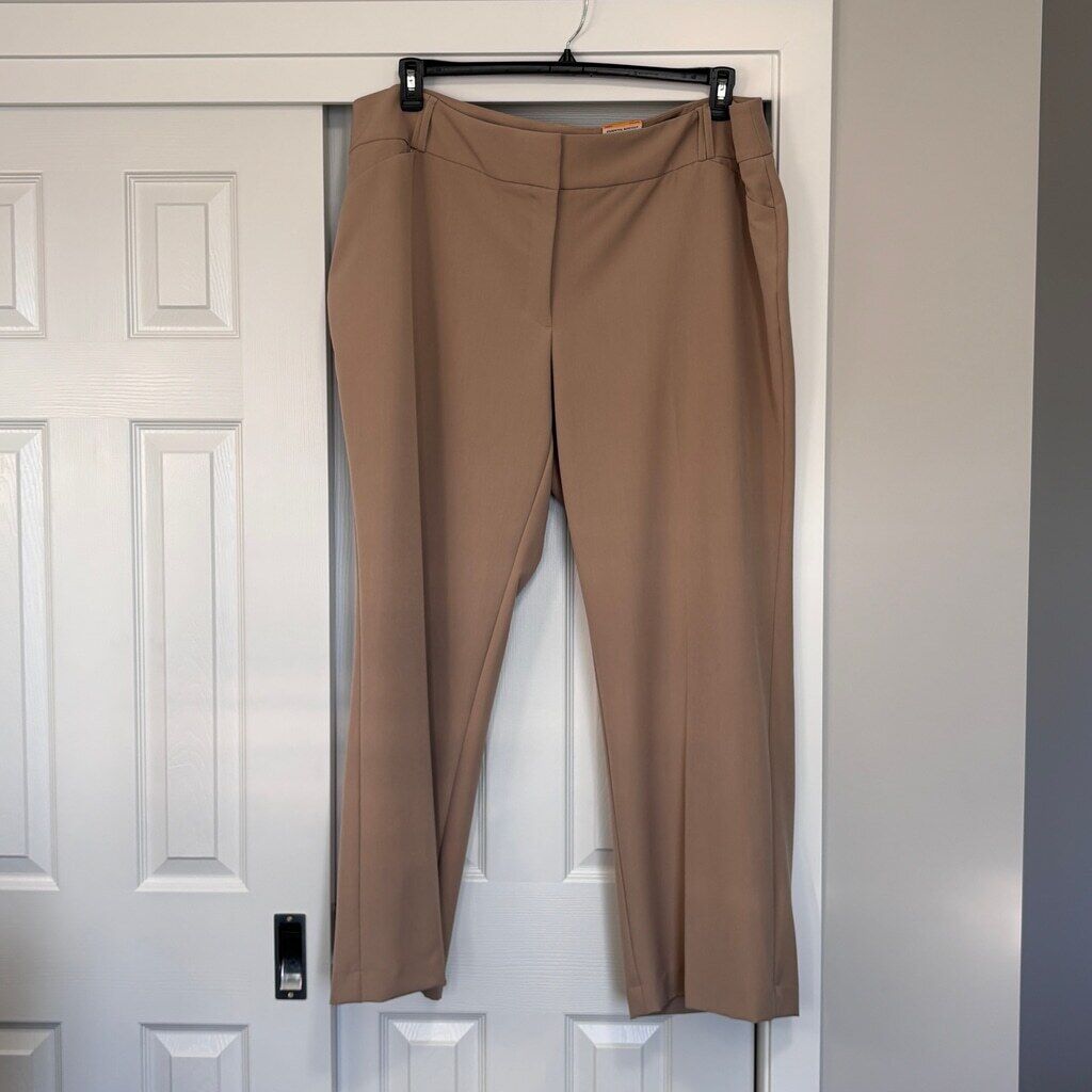 Alfani Women's Plus Size 24W Beige Curvy Bootcut Tummy-Control Dress Pants NWT