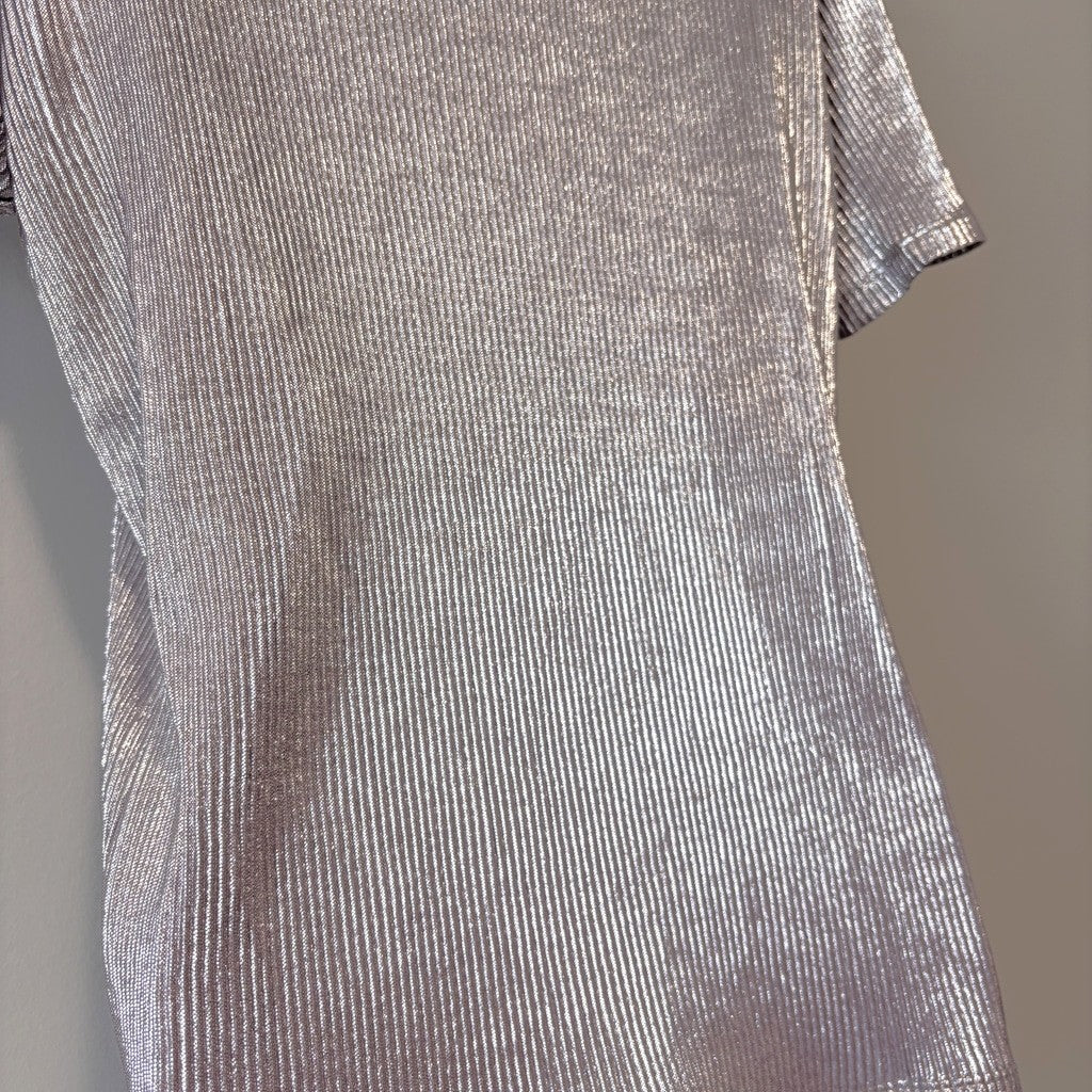 Nine West Women's Size Medium Shiny Silver Crinkle Short Sleeved Shirt NWT