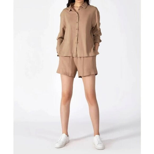 Black Tape Women's Size Large Beige / Tan Button-Down Blouse / Shirt NWT