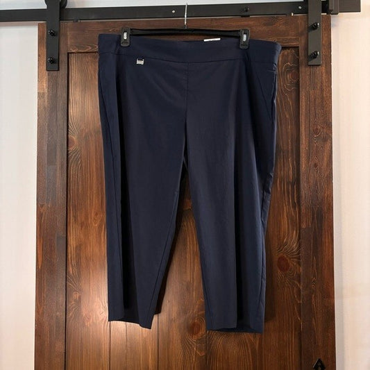 Alfani Plus Size Navy Blue Stretchy Tummy-Control Capri Pants NWT