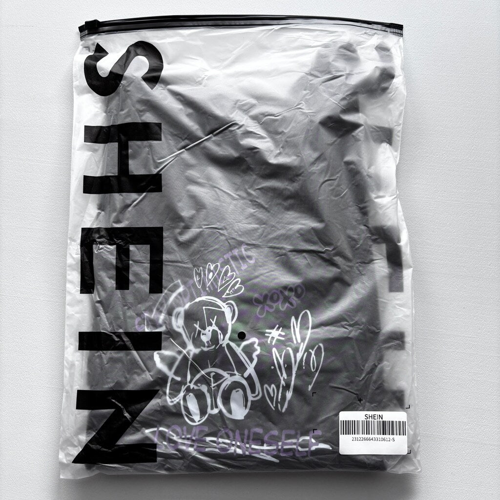 SHEIN Size Small Teddy Graphic T-Shirt Black Tee Women’s Casual Top NIB