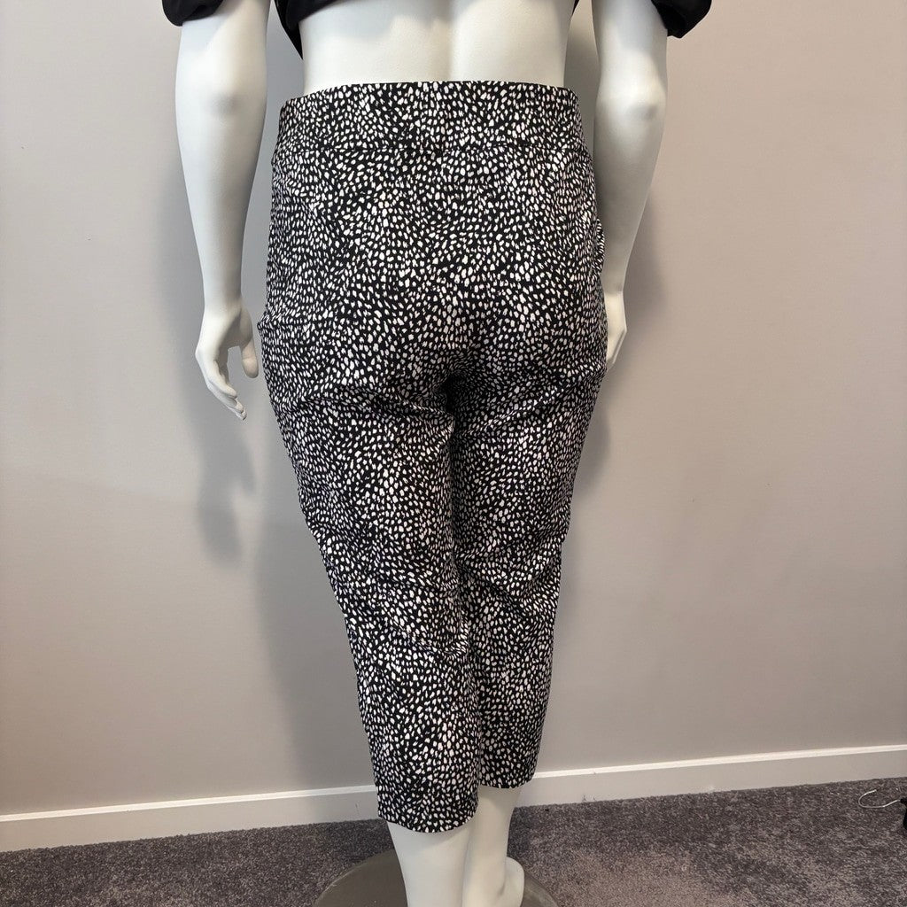 INC International Concepts Plus Size 16 Black & White Printed Capri Pants NWT