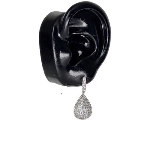 Women's Korean Style Sparkly Crystal Drop Silver Colored Earrings NWT