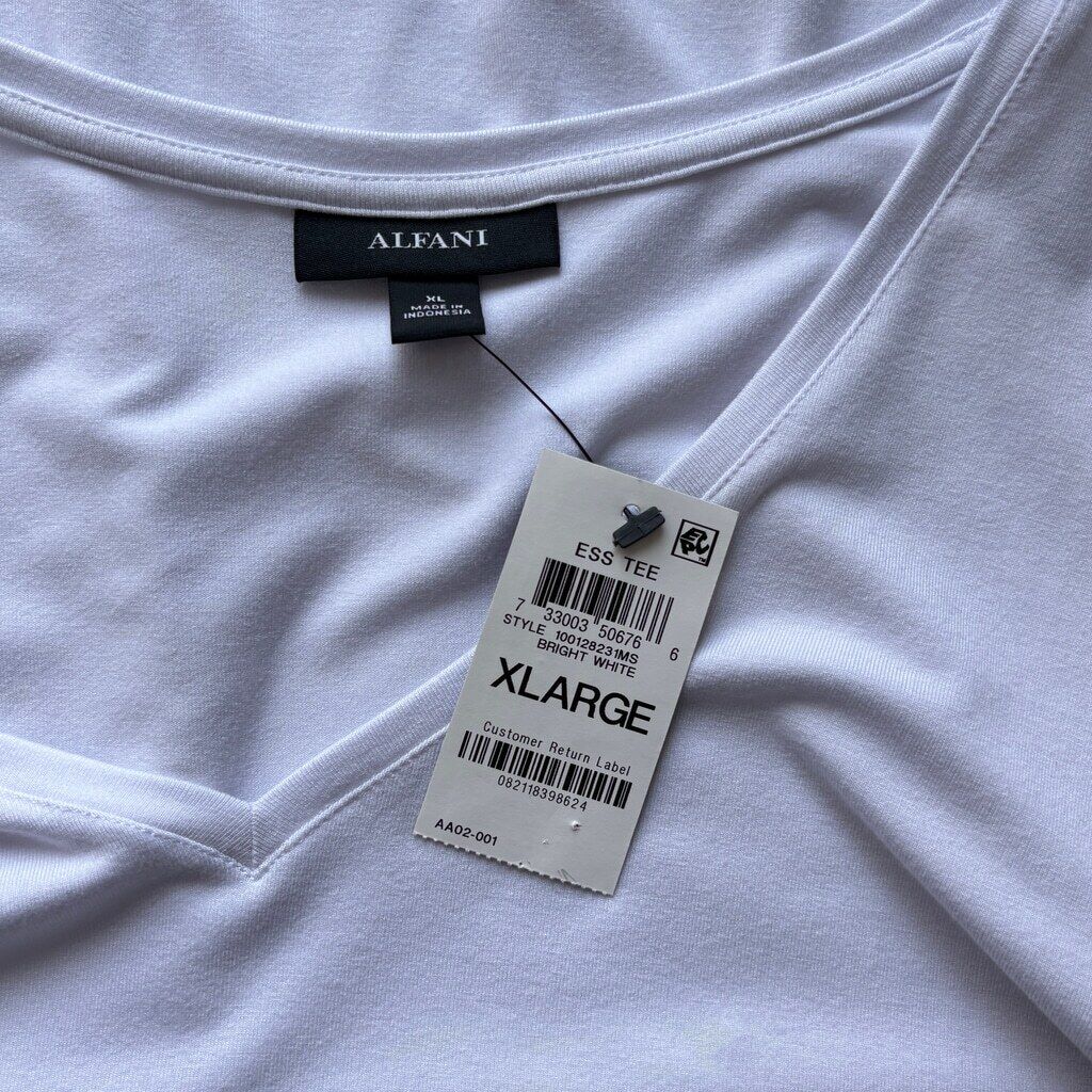 Alfani Women's Size XL White V-Neck Knit Short-Sleeve Relaxed-Fit T-Shirt NWT