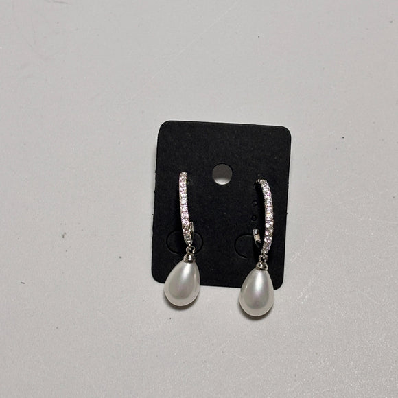 Elegant Cubic Zirconia & Teardrop Pearl Dangle Earrings NWT