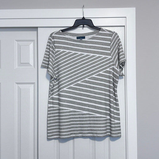 Karen Scott Women's Plus Size 2X Grey & White Asymmetric Striped Top NWT