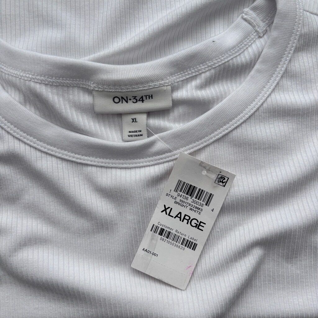 On 34th Women’s XL White Ribbed Casual T-Shirt NWT
