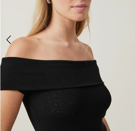 Cotton On Size Medium Off The Shoulder Top in Black NWT