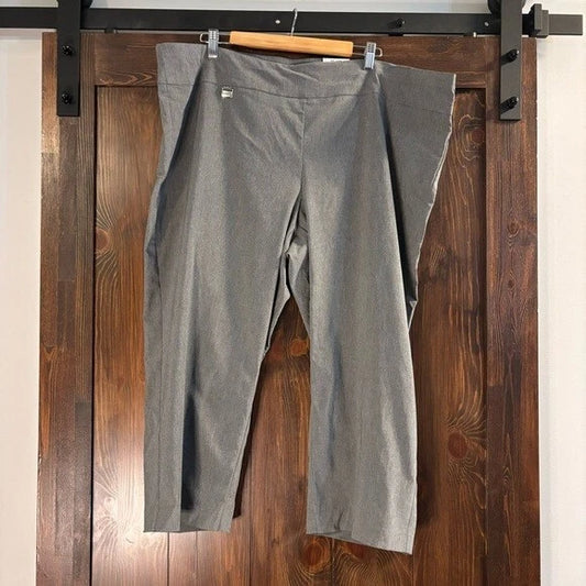 Alfani Plus Size Tummy-Control Grey Capri Dress Pants NWT