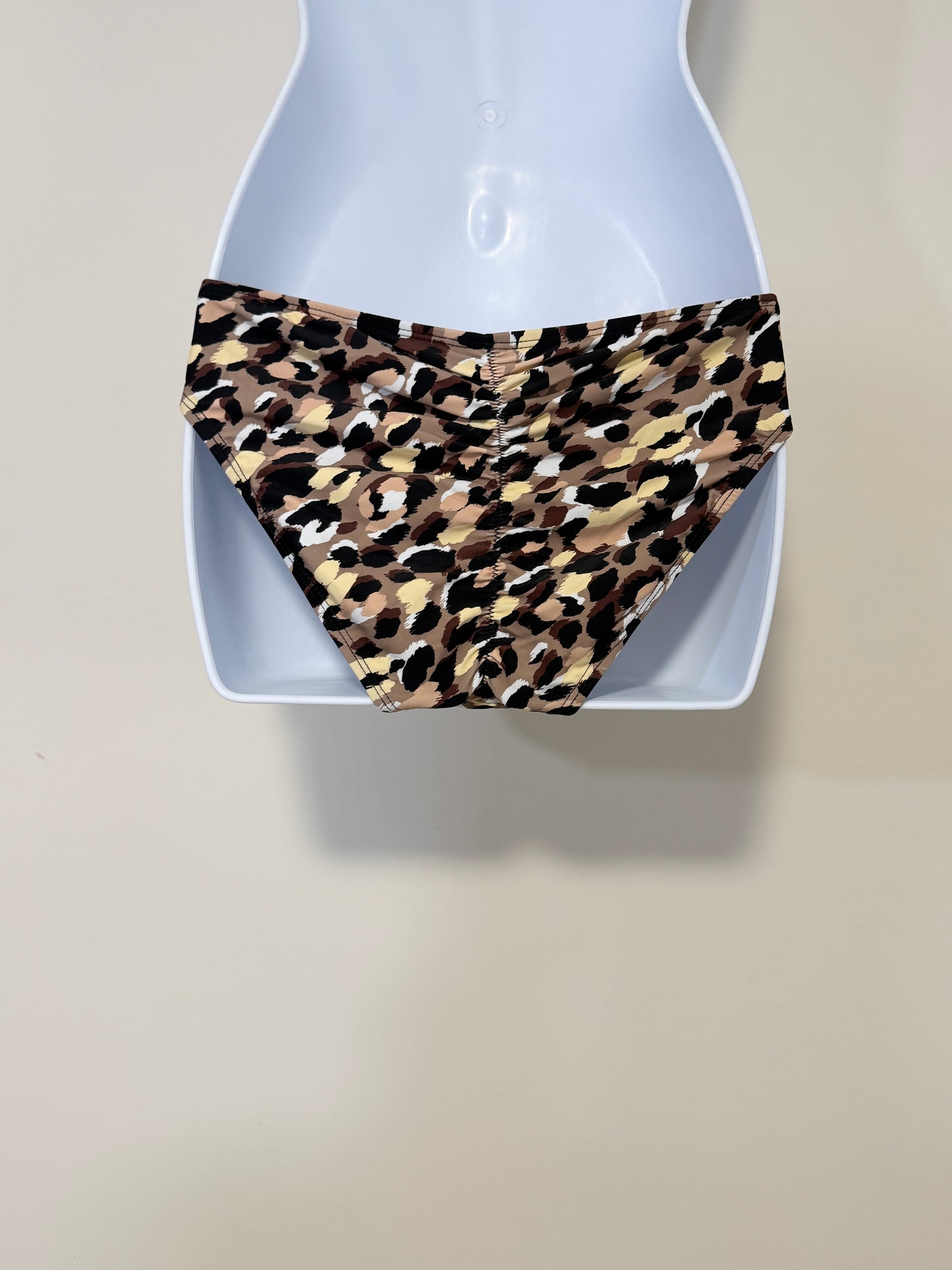 Salt + Cove Women's Size Medium Animal-Print Hipster Bikini Bottoms NWT