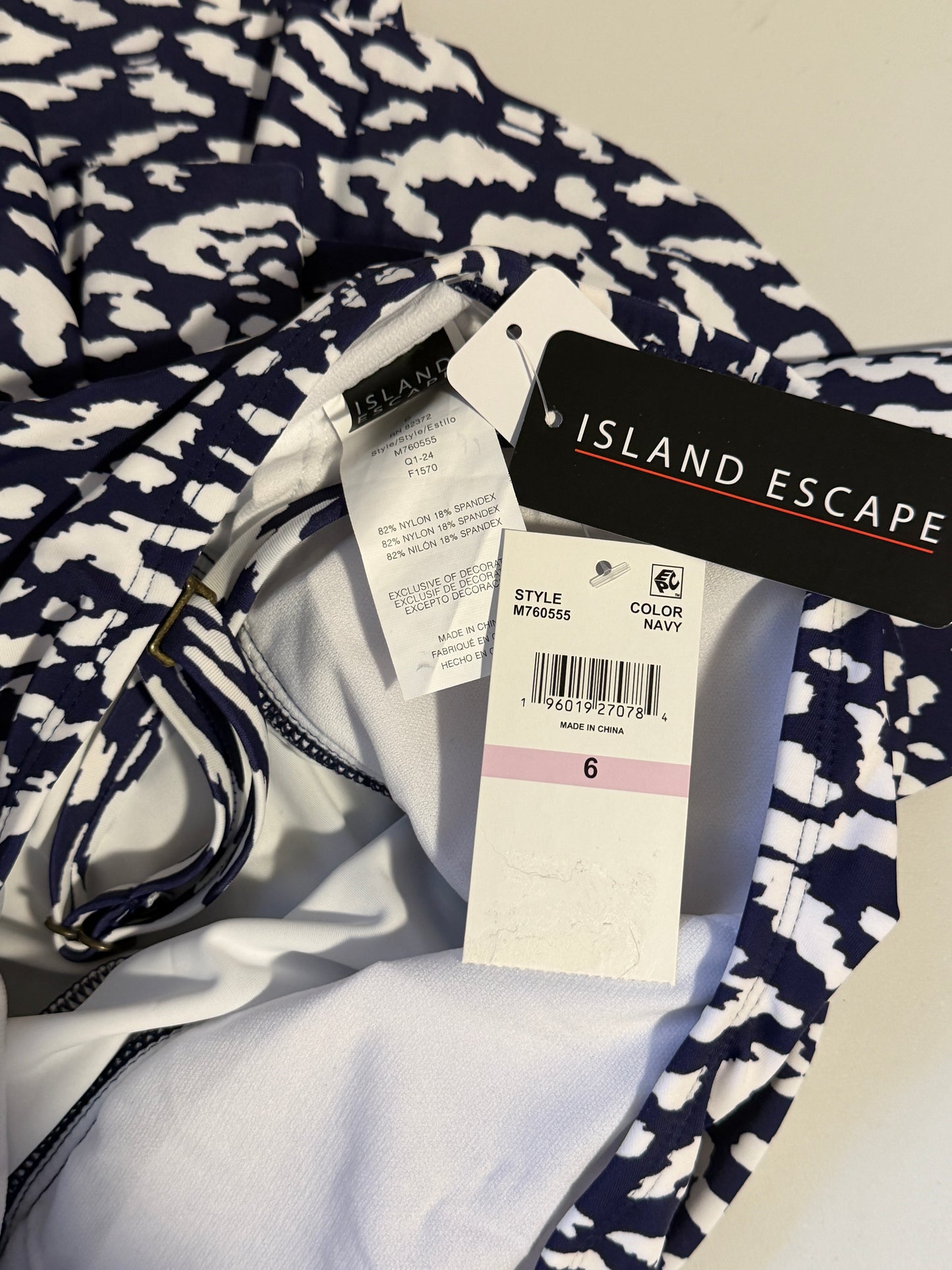 Island Escape Women's Blue & White Print Twist-Front Tankini Top NWT