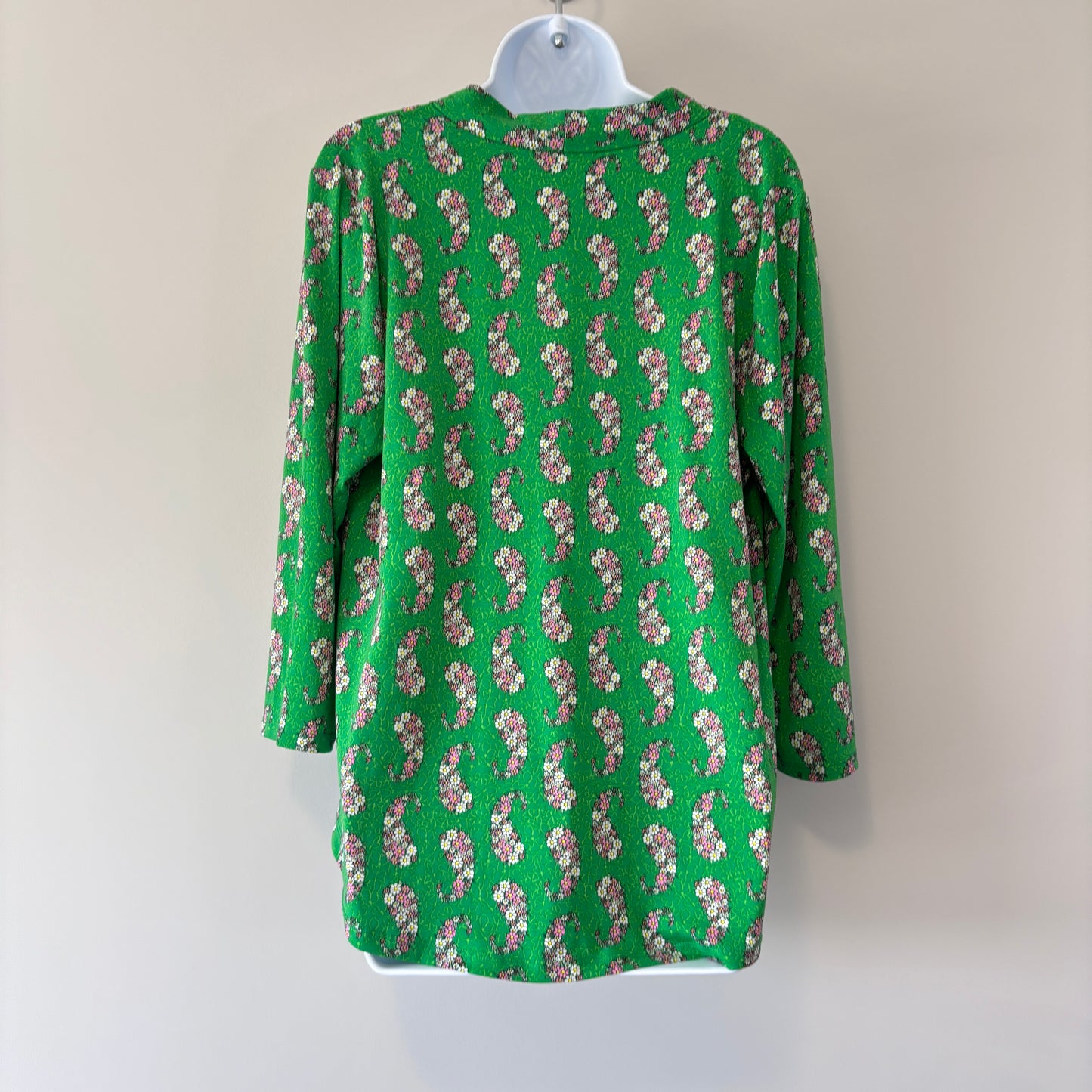 Charter Club Women's Size Large Green Floral Printed V-Neck 3/4-Sleeve Top NWT
