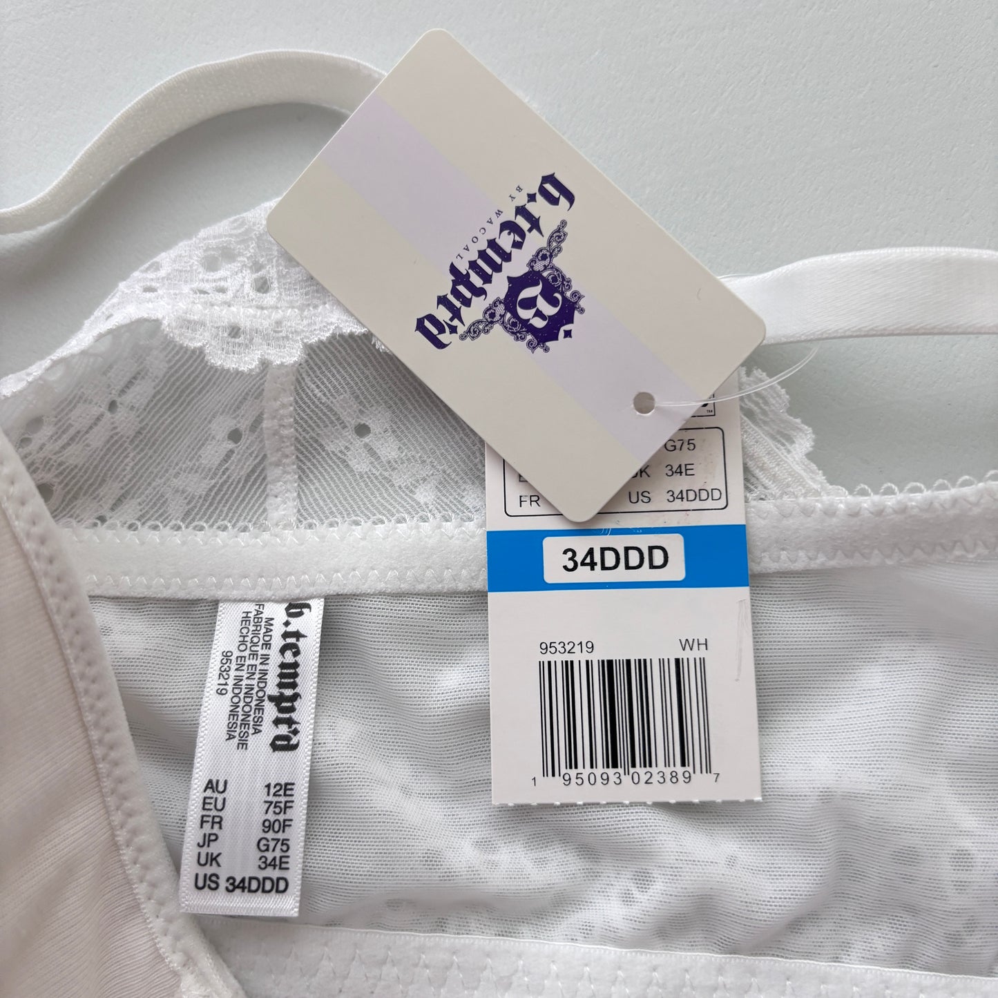 B.tempt'd by Wacoal Women's White Eyelet Front Close Bra NWT