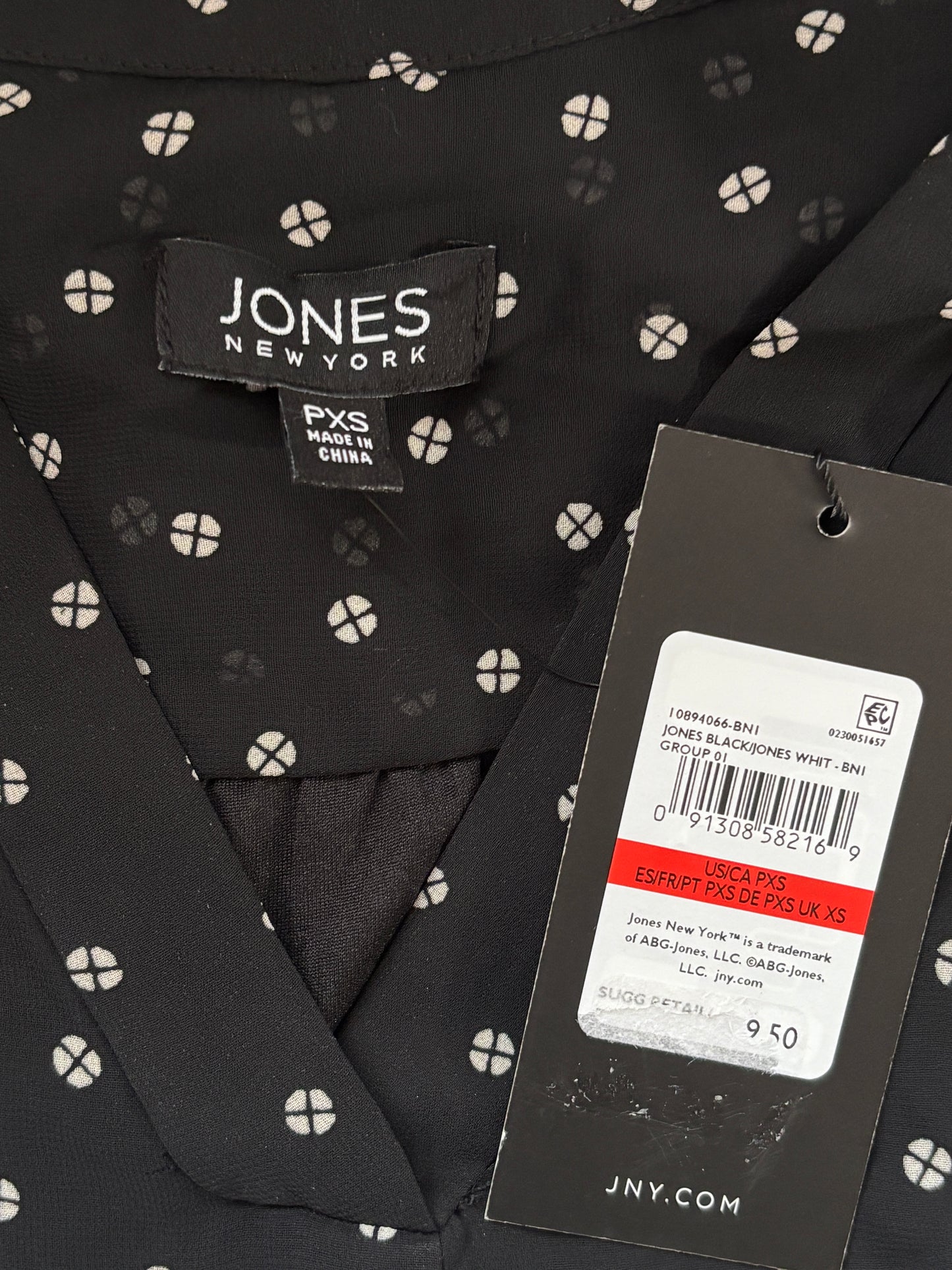 Jones New York Petite Black & White Printed V-Neck 3/4-Sleeves Blouse NWT