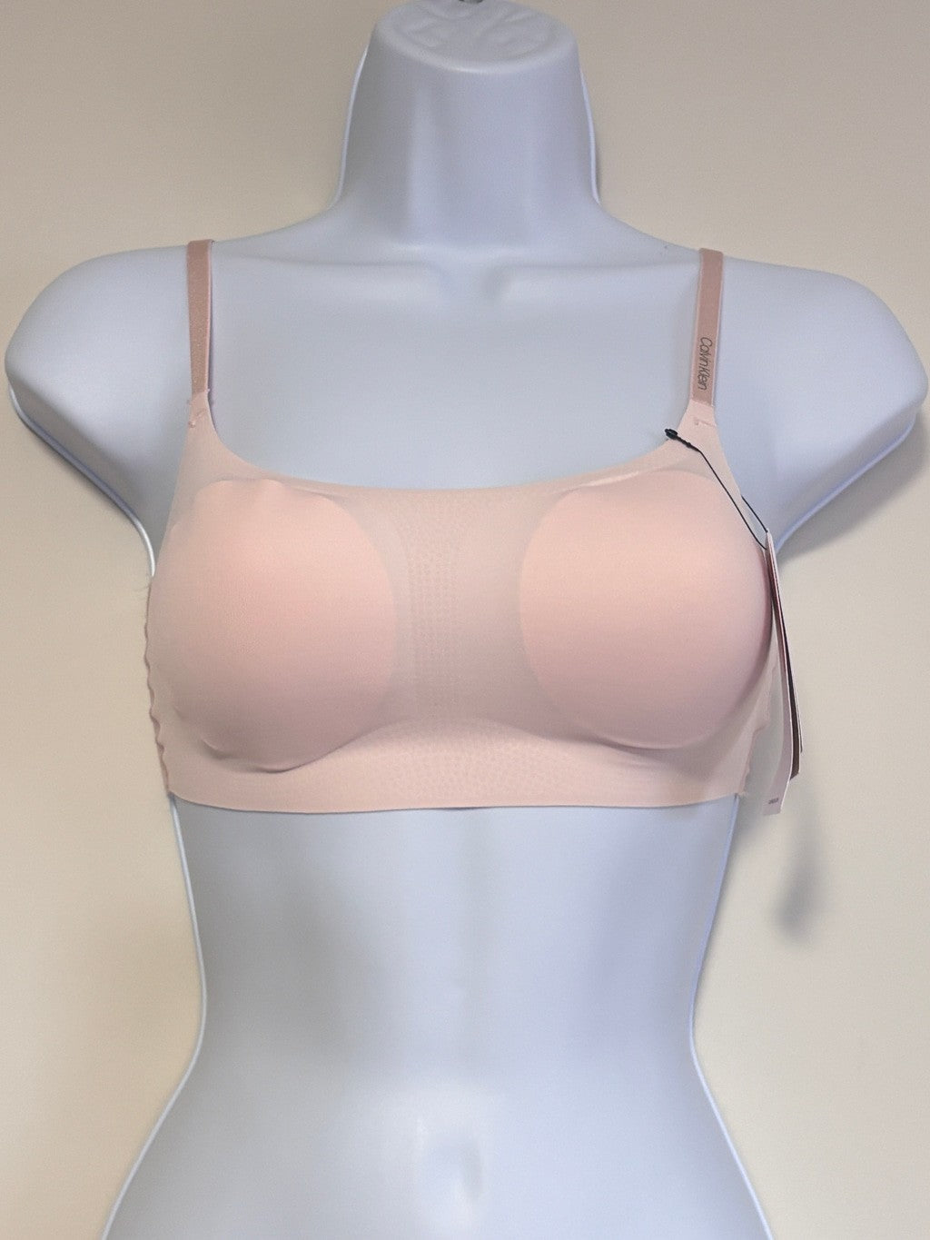Calvin Klein XS Light Pink Seamless Invisibles Comfort Bralette NWT