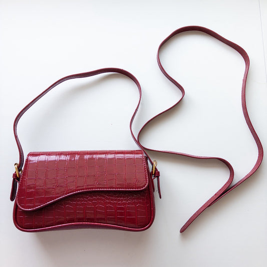 Structured Red Faux Croc Embossed Shoulder & Crossbody Bag / Purse NWT
