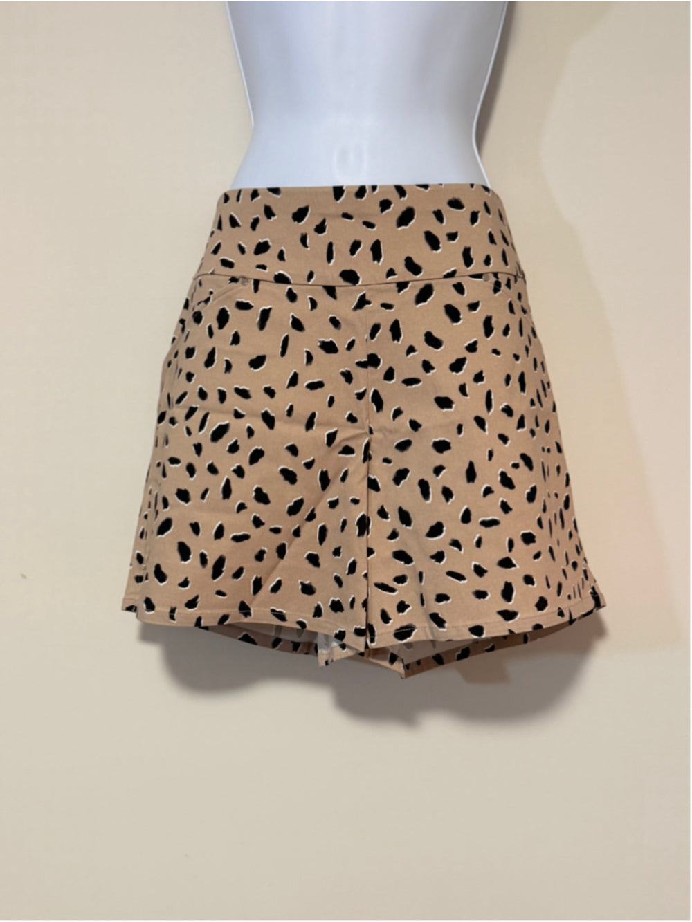 INC International Concepts Size 12 Animal Print Pull-On Shorts NWT