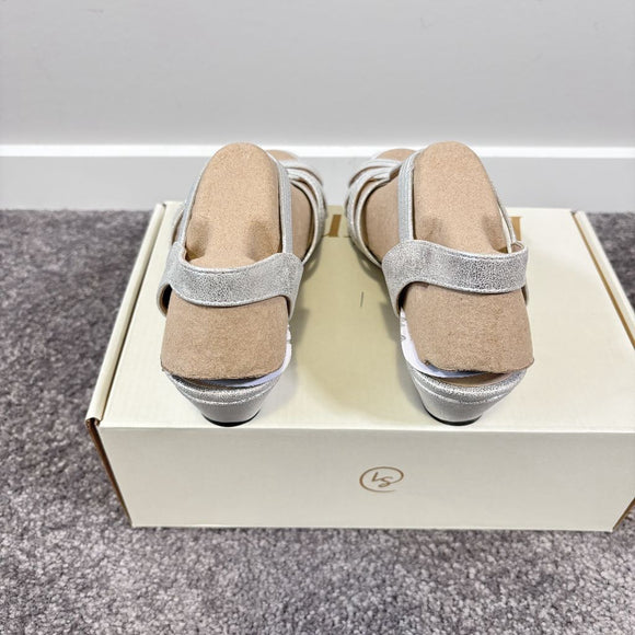 Life Stride Women's 6.5 & 7 Silver Sparkle Strappy Wedge Sandals NIB