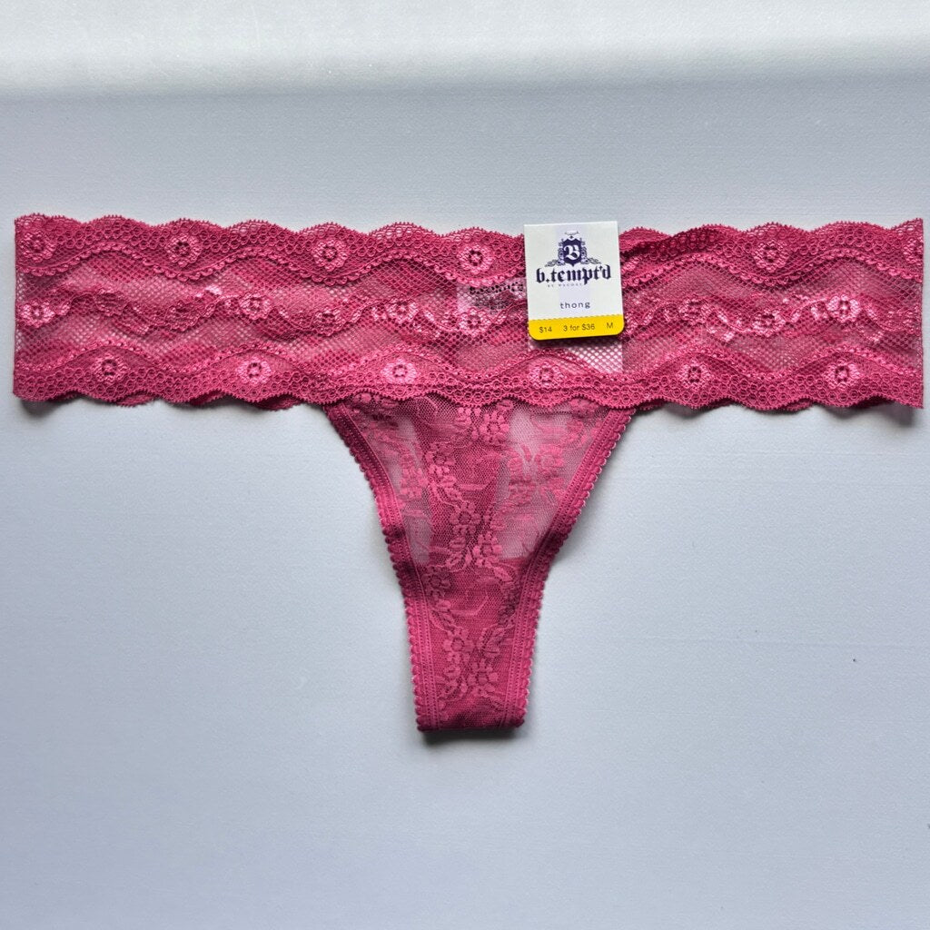 B.tempt'd Women's Size Medium Set of 3 Lace-Waistband Thong Underwear NWT