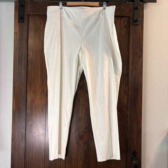 JM Collection Plus Size White Stretchy Tummy Control Pull-On Slim-Leg Pants NWT