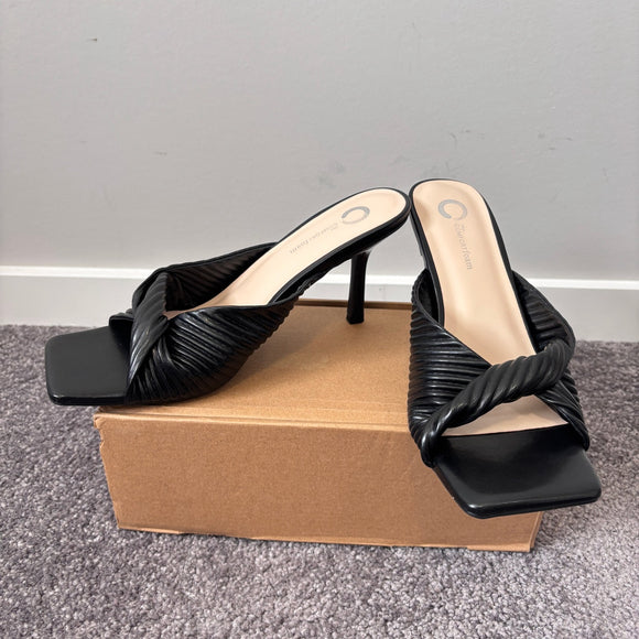 Journee Collection Women's 9 Black Greer Pleated Sandals / Heeled Shoes NIB