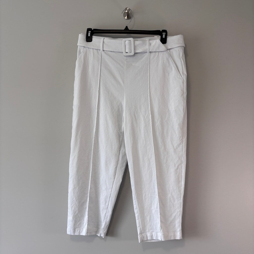 INC International Concepts Women's Size XL White Belted High-Rise Capris NWT