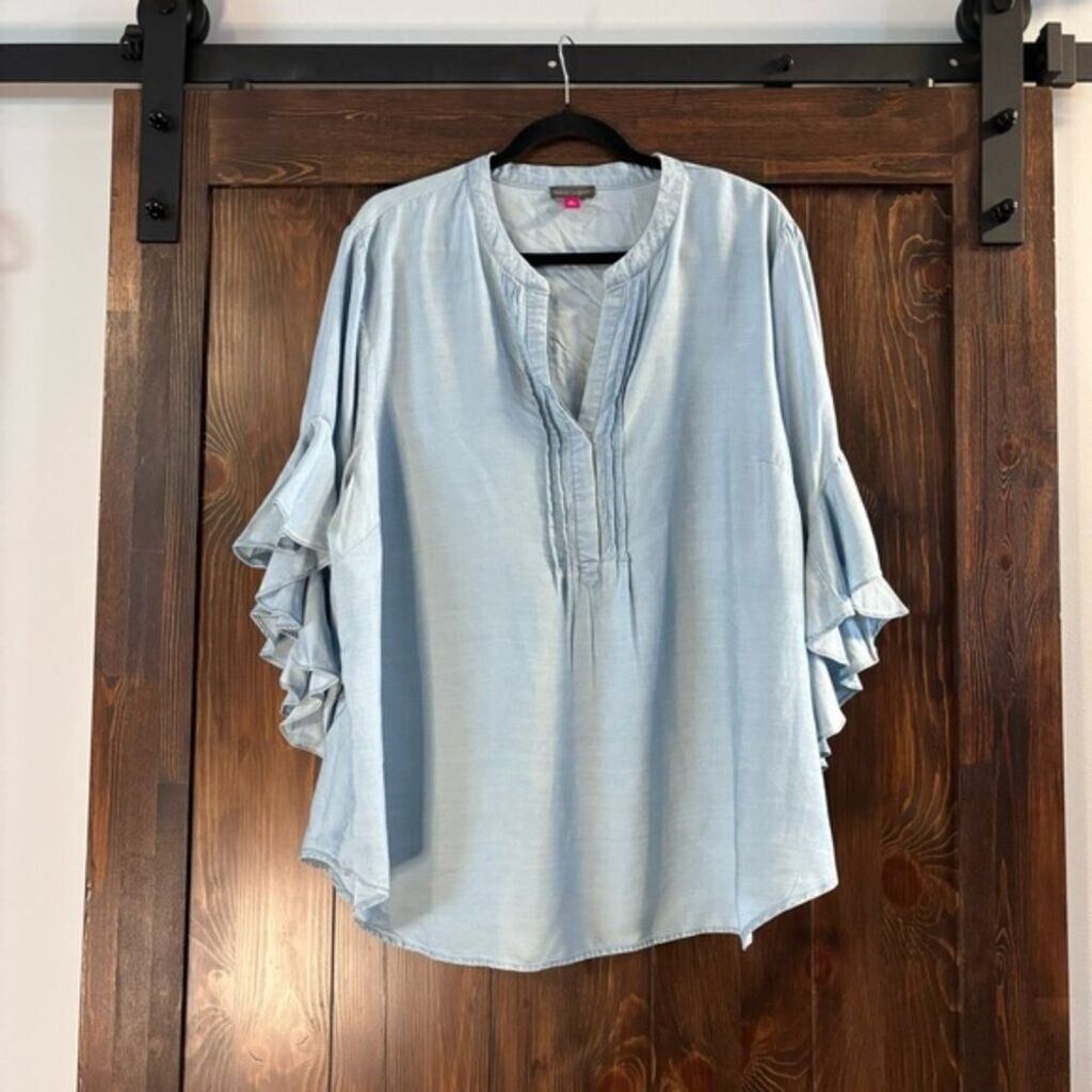 VINCE CAMUTO Plus Size Light Blue Split Neck Ruffle Sleeve Top NWOT