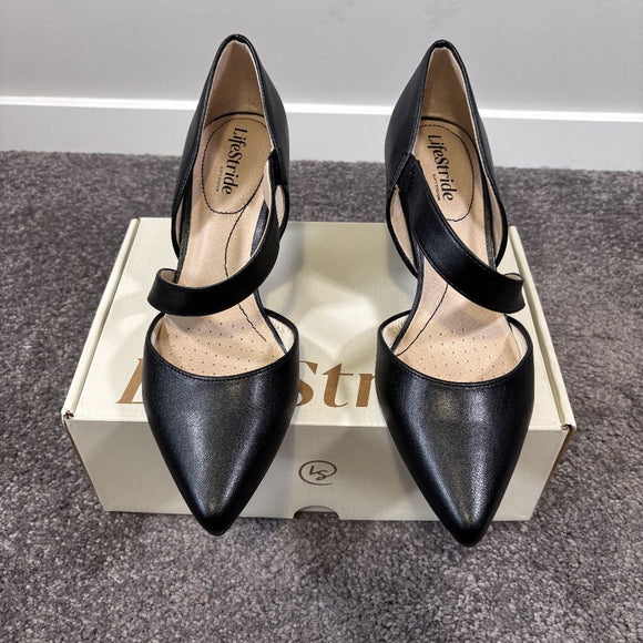 LifeStride Women's 8.5W Black Suki Asymmetrical Dress Pumps / Heels NIB