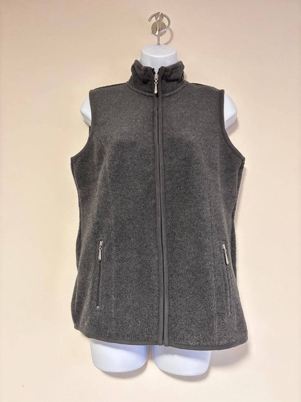 Karen Scott Size XS Gray Zeroproof Fleece Vest, Full Zip & Super Soft NWT
