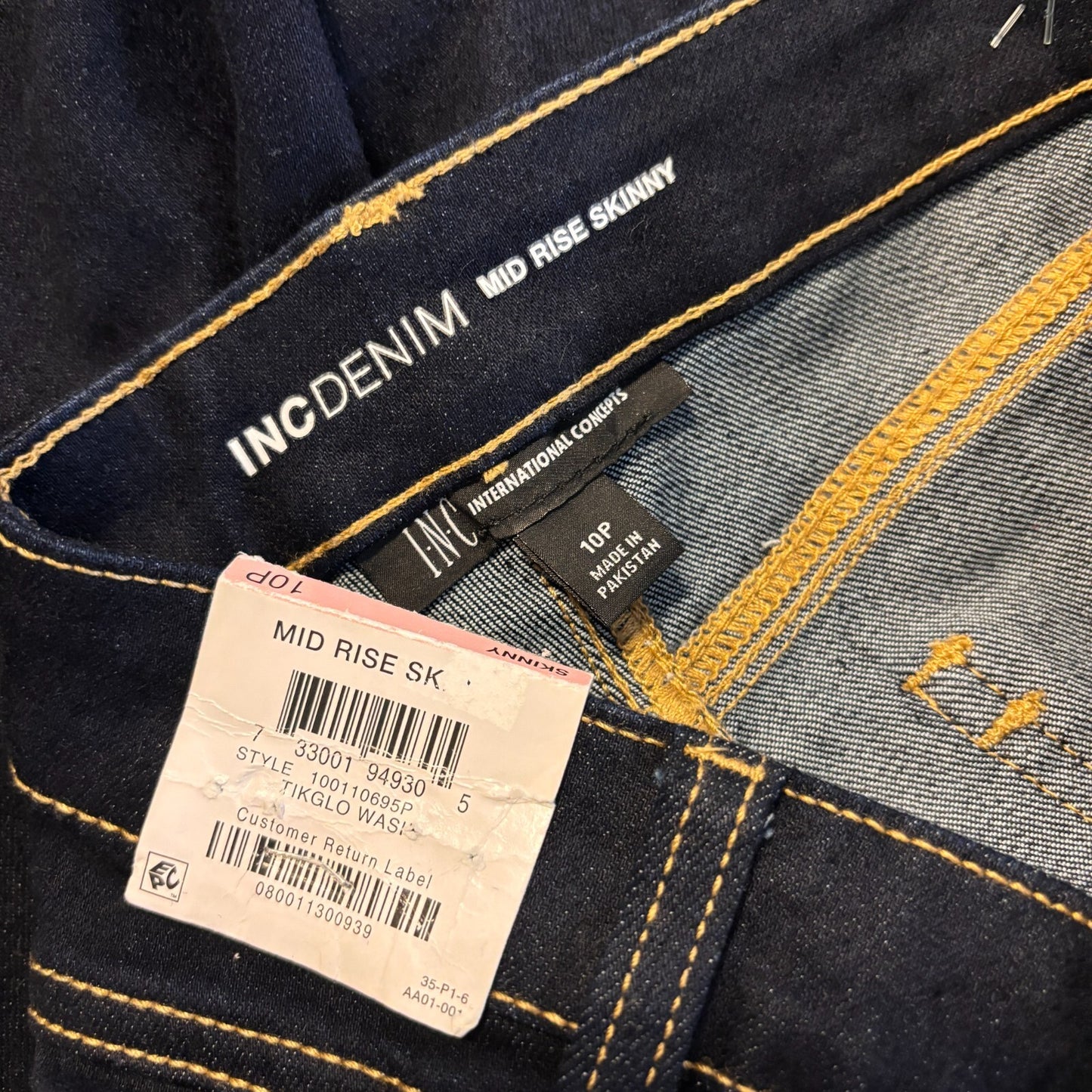 I.N.C. International Concepts Petite Mid Rise Dark Wash Skinny Jeans NWT
