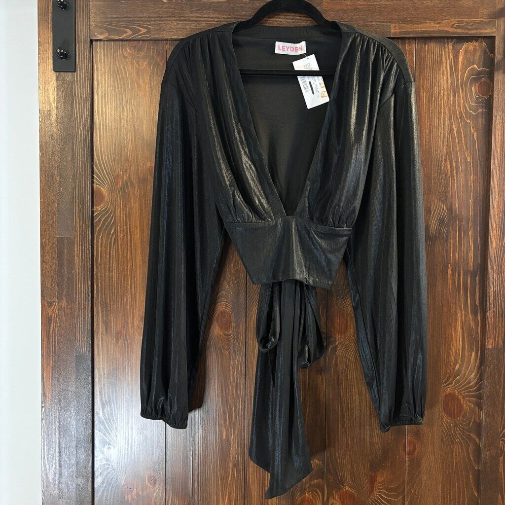 Leyden Women's Medium Shiny Black Tie-Waist Long-Sleeve V-Neck Crop Top NWT