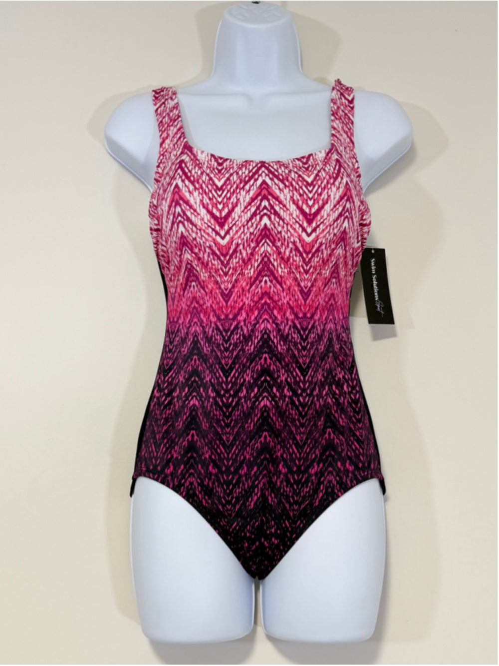 Swim Solutions Women's 8 Sport Coral Pink Ombre One Piece Swimsuit NWT