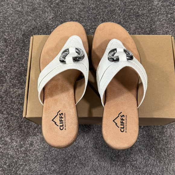 Cliffs by White Mountain Women's 7 & 8 White Benedict Comfort Sandals NWT